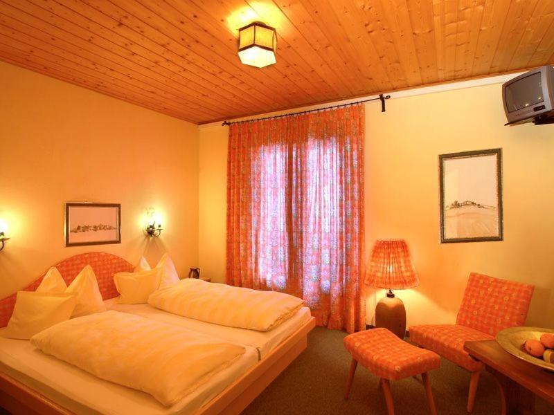 Pension Gradenburg Lech am Arlberg Room photo